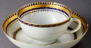 Kaffekop og underkop fra Det Warmingske Stel, 1795