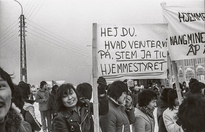 Grønlændere demonstrerer for hjemmestyre
