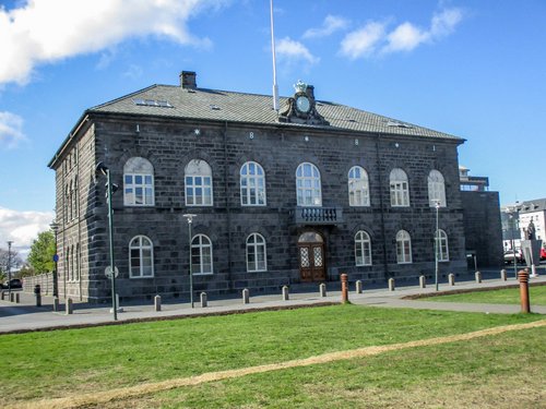 Altingsbygningen i Reykjavik