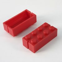 Rød plastic-klods fra 1949