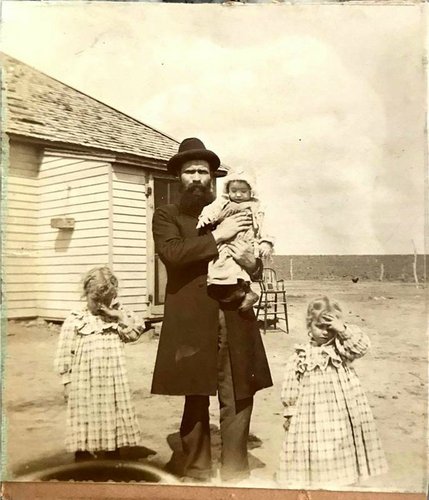 Fritz Andersen og børnene Agnete, Louise og Anna