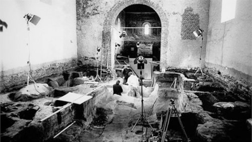 Udgravning i Jelling Kirke i 1978.
